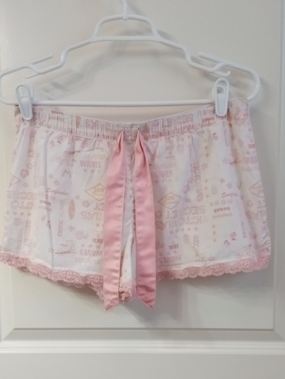 Victoria's Secret Summer Waves Lace-Trim PJ Shorts silky tie waist. Sz. M